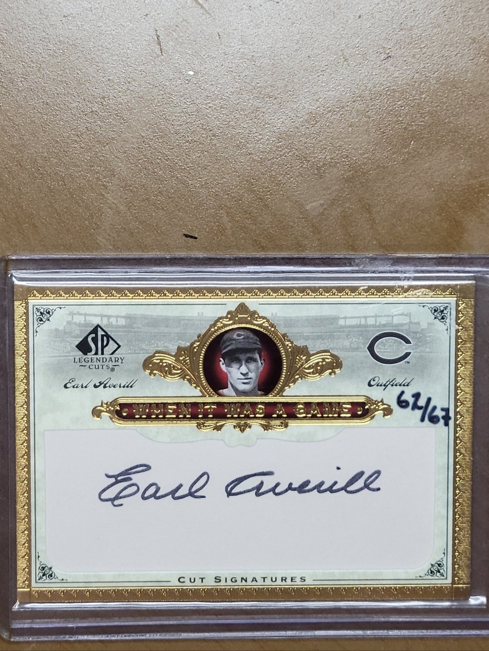 Earl Averill Hall of Famer 2006 Upper Deck SP Legendary Cuts Card